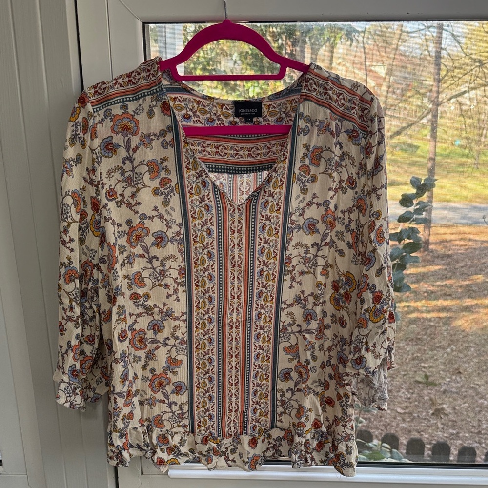 Jones and Co. Jones NY Women's Floral Viscose Blouse - Cream and Blue Size 1X